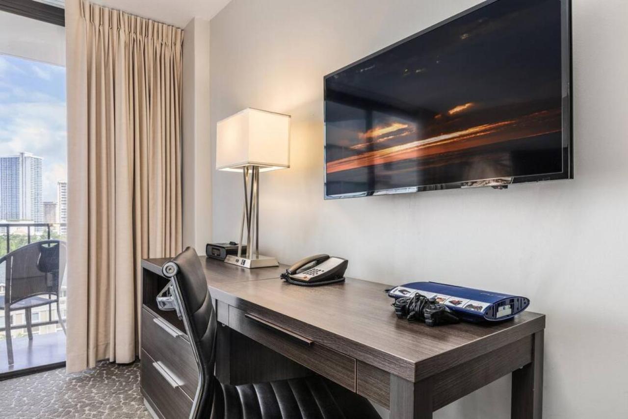 Вилла Incredible Location Free Parking In Waikiki Гонолулу Экстерьер фото